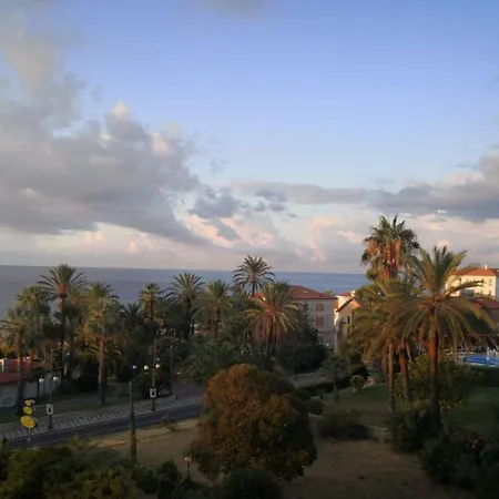 Apartment Class Old Fashion Sanremo