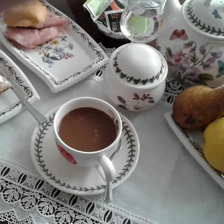 Apartment Class Old Fashion *