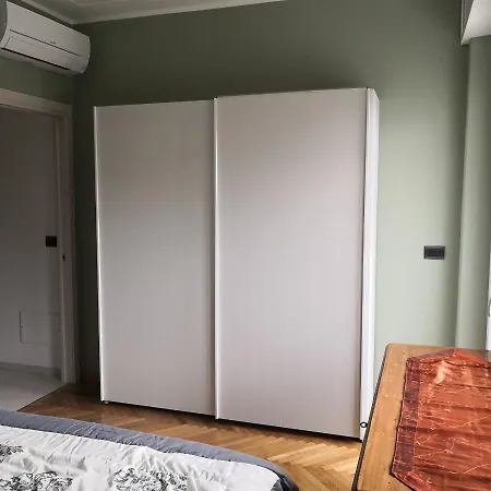 Class Old Fashion Apartment Sanremo