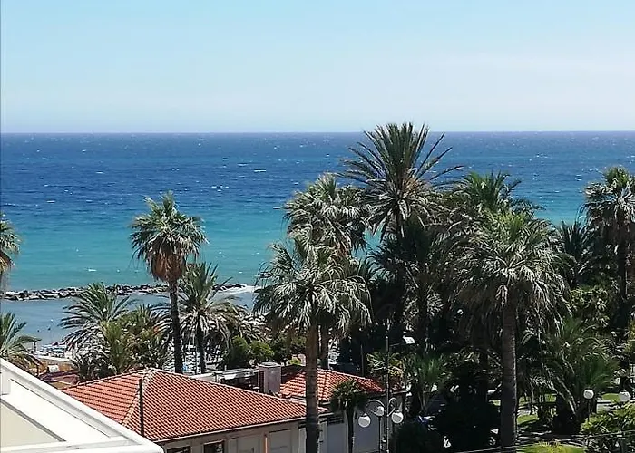 Apartment Class Old Fashion Sanremo